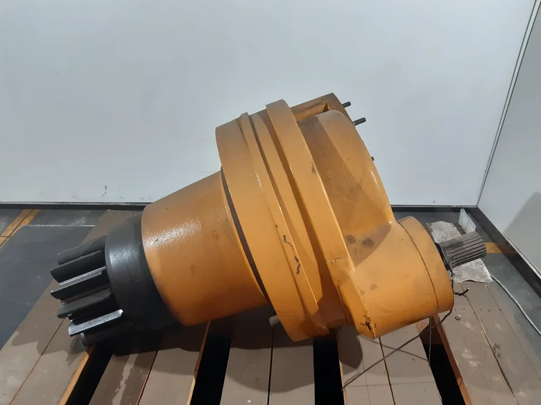 Réducteur de rotation pour LIEBHERR R952
