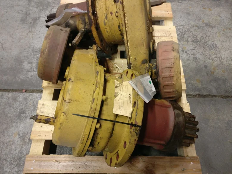 Rotation reducer for CATERPILLAR 213
