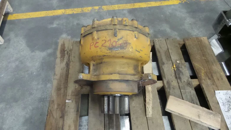 Réducteur de rotation pour KOMATSU PC240-3