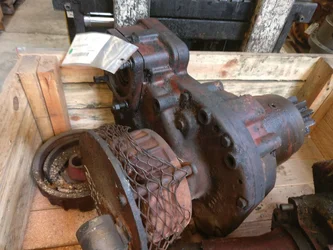 Rotation reducer for LIEBHERR R912