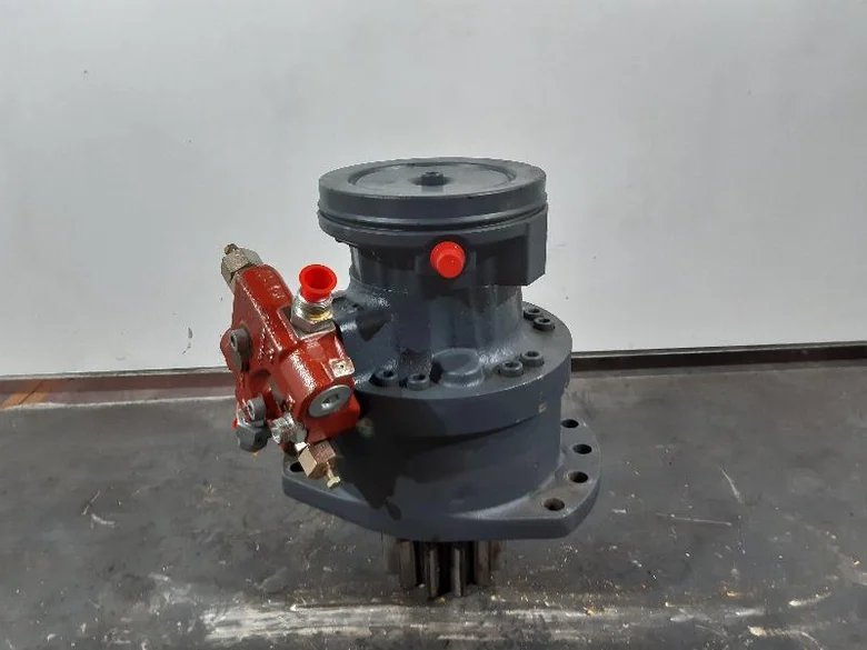 Rotation reducer for MECALAC 12MTX