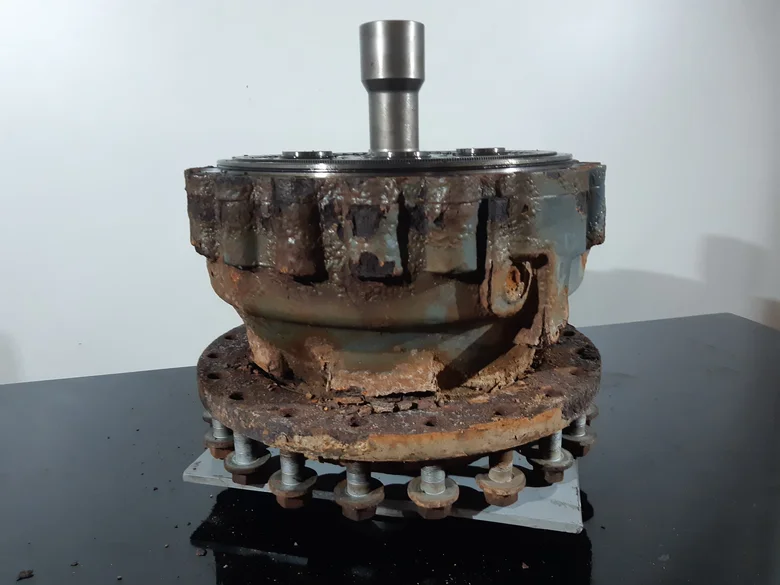 Réducteur de roue pour LIEBHERR L564