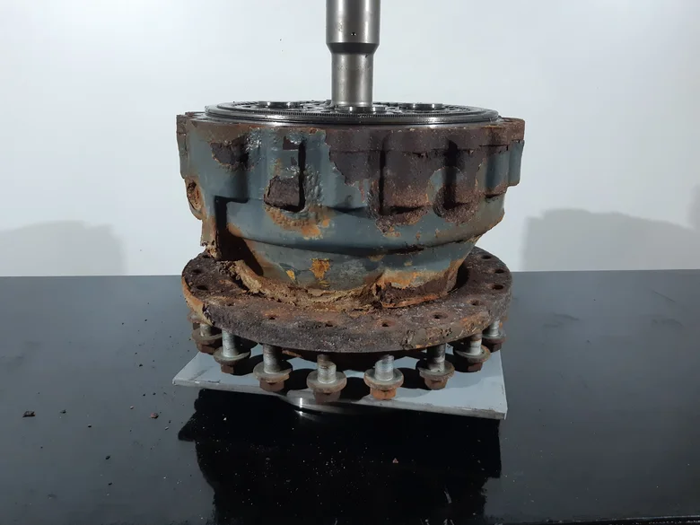 Réducteur de roue pour LIEBHERR L564