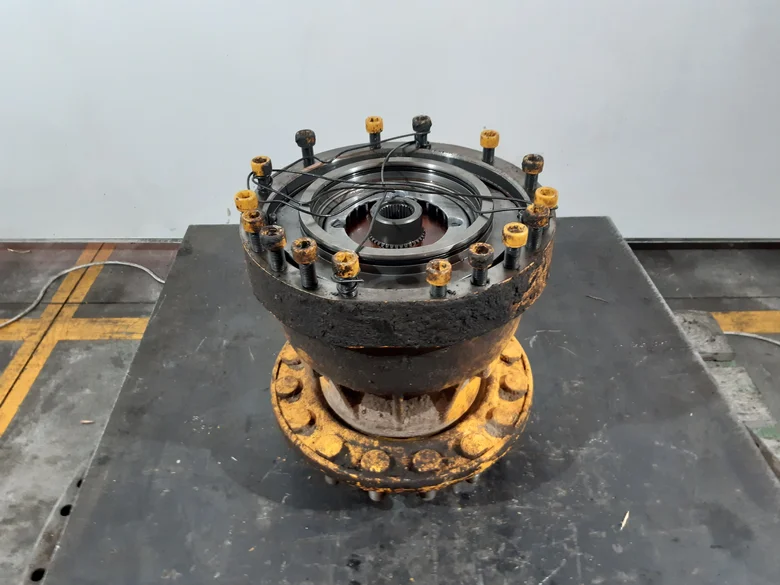 Wheel gear for VOLVO L90E