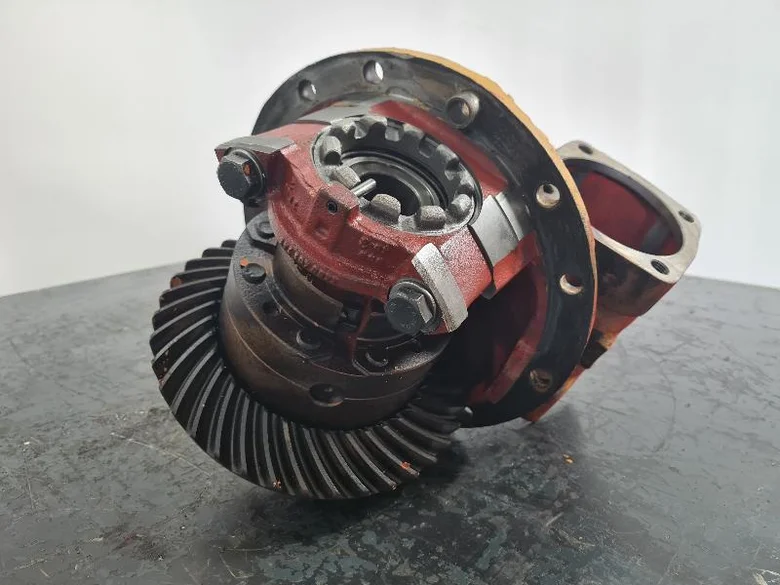 Differential axle for LIEBHERR A912LI