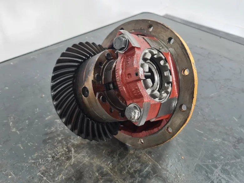 Differential axle for LIEBHERR A912LI
