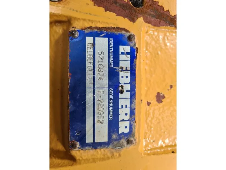 Differential axle for LIEBHERR L534