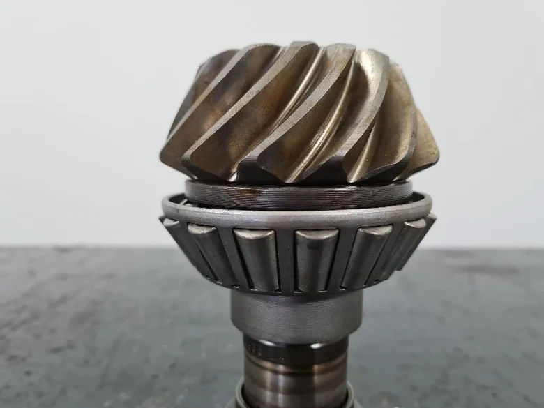 Differential axle for CATERPILLAR M312