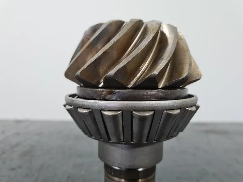 Differential axle for CATERPILLAR M318