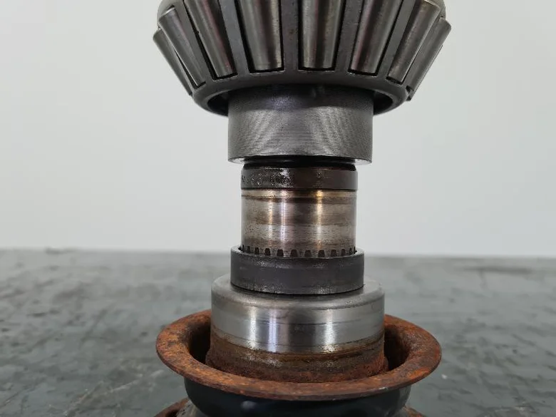 Differential axle for CATERPILLAR M318