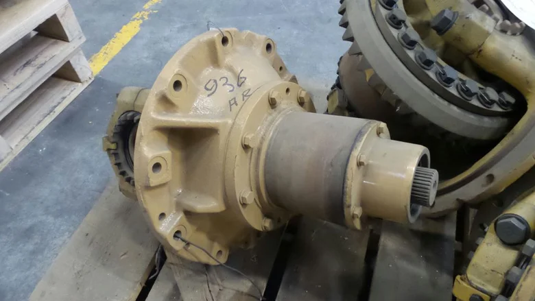 Differential axle for CATERPILLAR 936