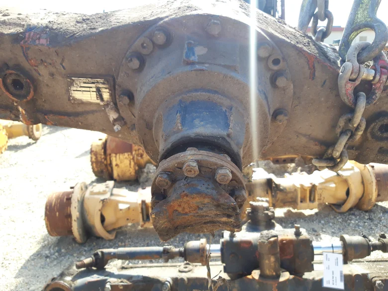 Differential axle for LIEBHERR A912