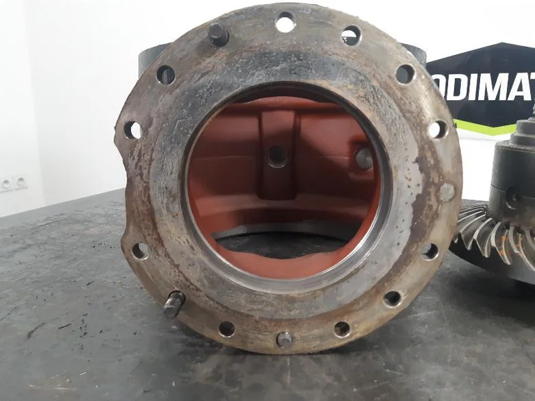 Differential axle for CATERPILLAR M318D