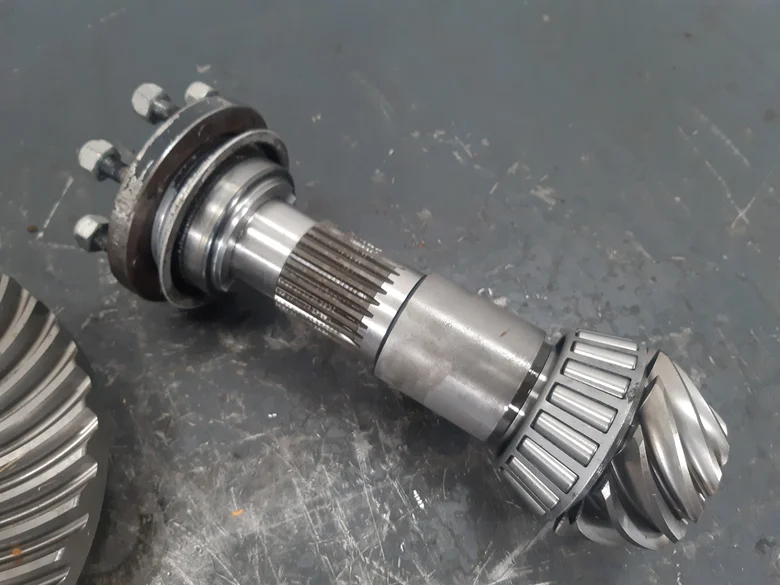 Differential axle for CATERPILLAR M318D