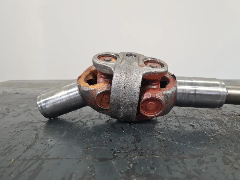 Wheel shaft for LIEBHERR A902LI
