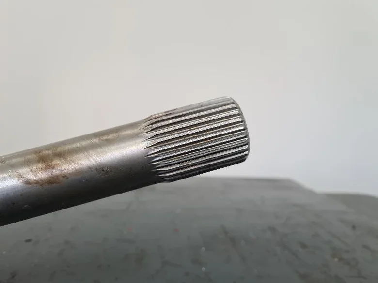 Wheel shaft for FAUN F105A