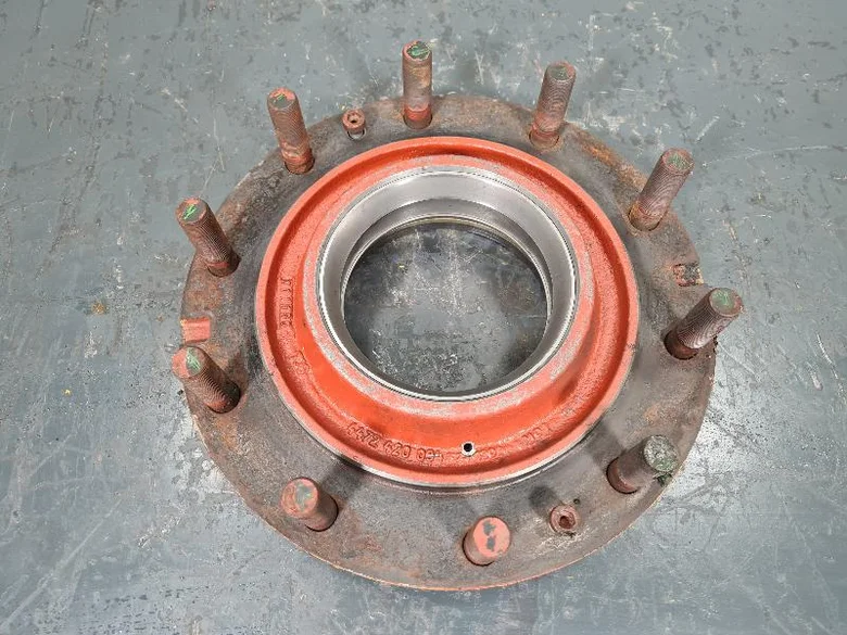 Wheel hub for LIEBHERR A922LI