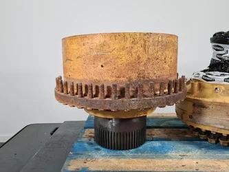 Wheel hub for CATERPILLAR 988B