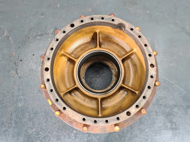 Wheel hub for VOLVO A20