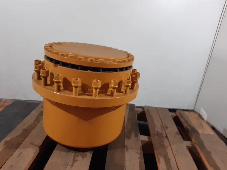 Moyeu de roue pour LIEBHERR L580