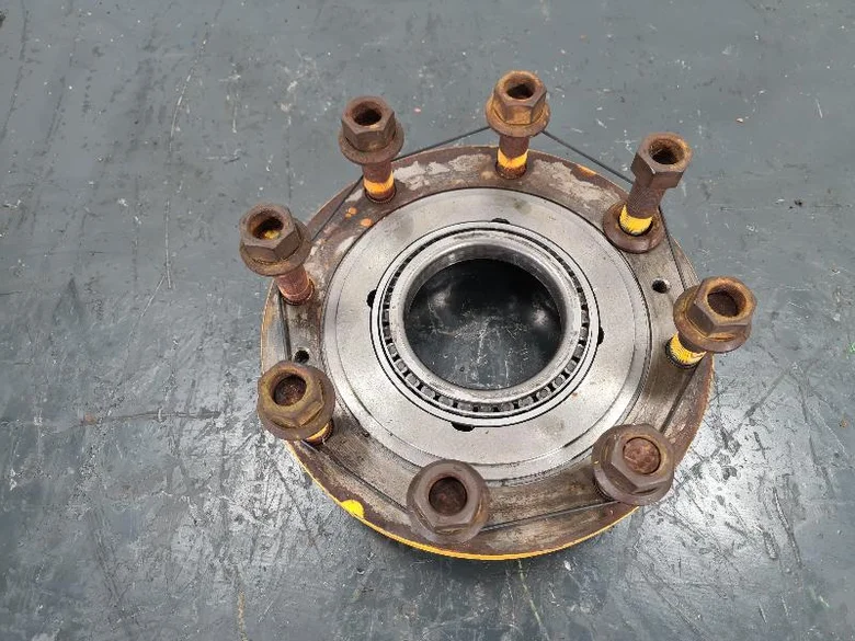 Moyeu de roue pour KOMATSU PW98MR-8