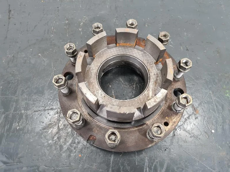 Wheel hub for CATERPILLAR M313D