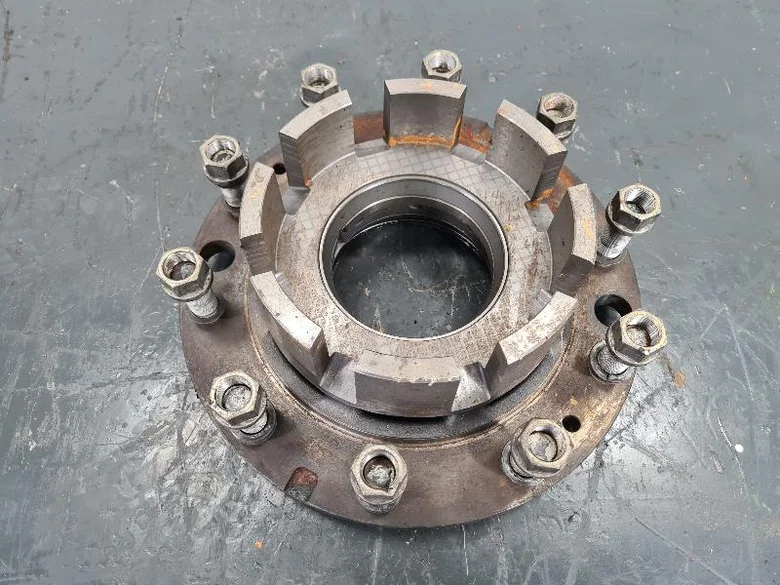 Wheel hub for CATERPILLAR M313D