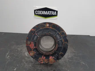 Wheel hub for JCB JS145W