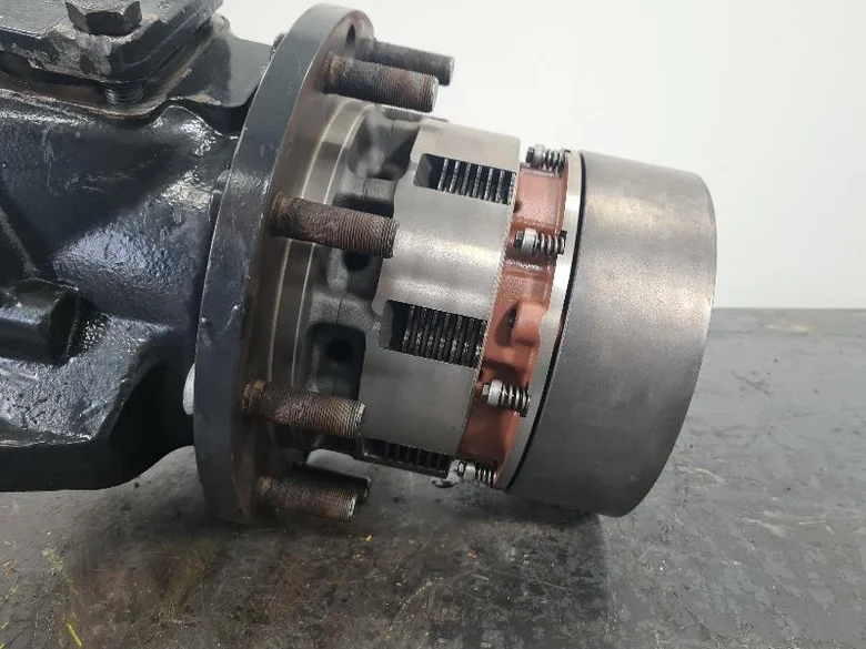 Wheel hub for CATERPILLAR M318D