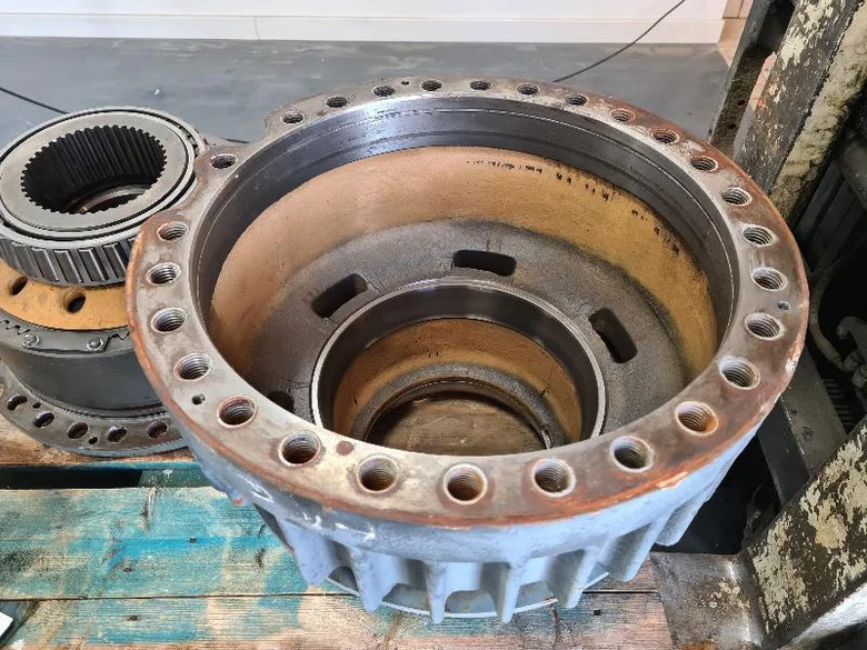 Moyeu de roue pour KOMATSU WA500-6