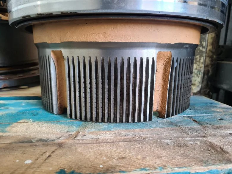 Moyeu de roue pour KOMATSU WA500-6