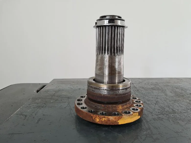 Wheel spindle for VOLVO A20