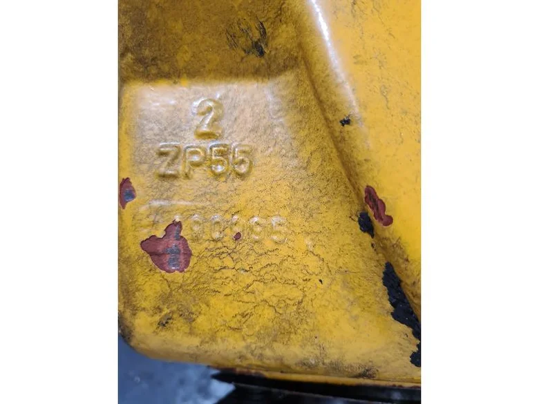 Wheel spindle for LIEBHERR A922LI
