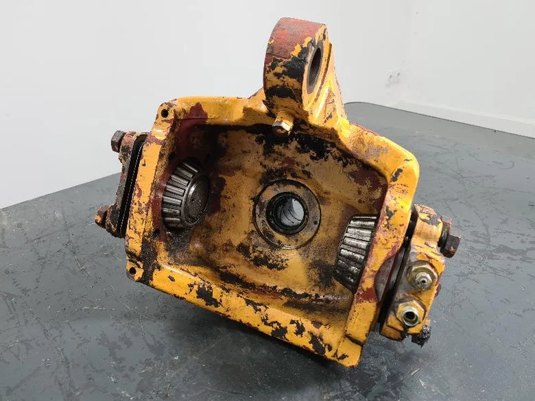 Wheel spindle for LIEBHERR A922LI