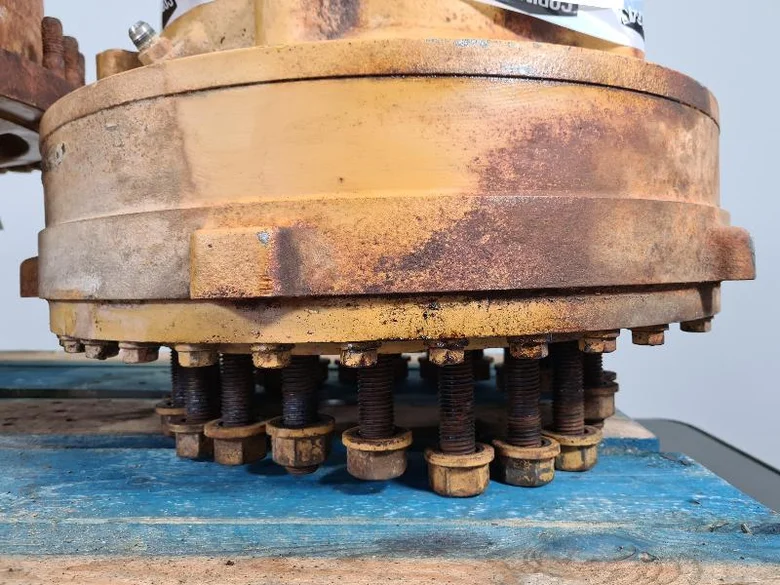 Wheel spindle for CATERPILLAR 988B