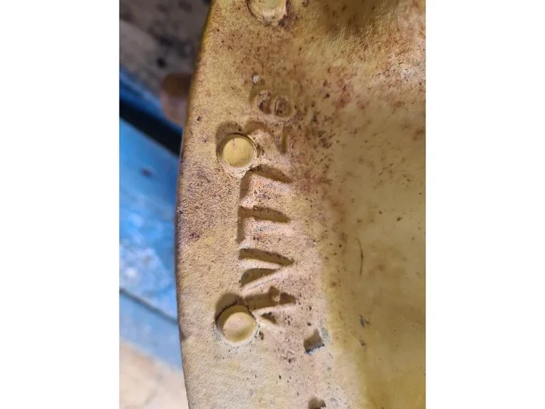 Wheel spindle for CATERPILLAR 988B