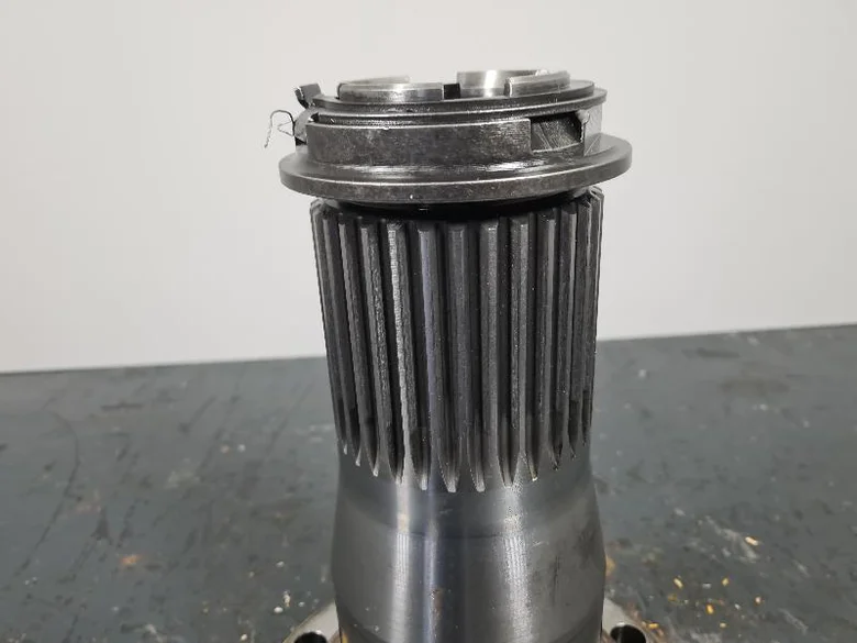 Wheel spindle for VOLVO A30E