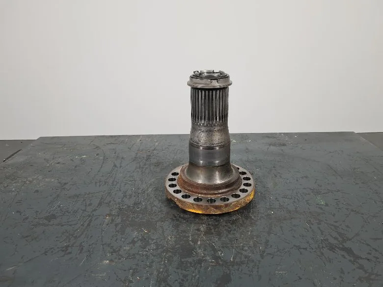 Wheel spindle for VOLVO A35D
