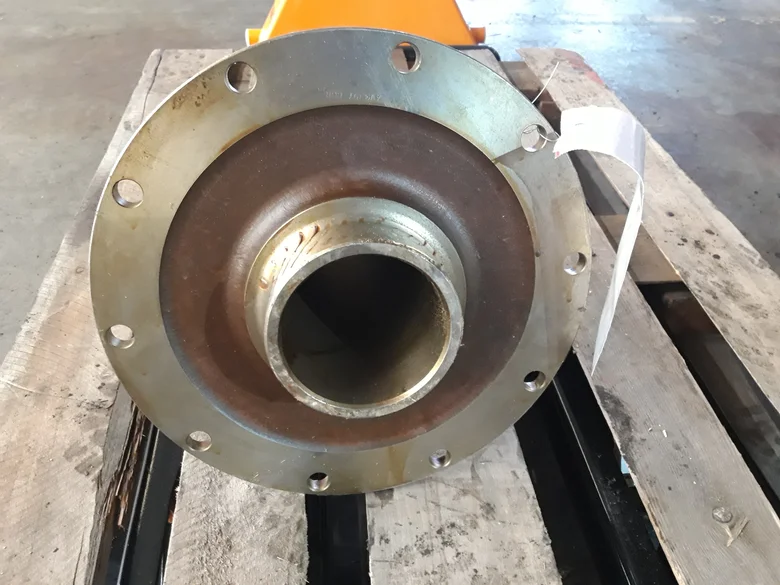 Wheel spindle for CATERPILLAR D4E