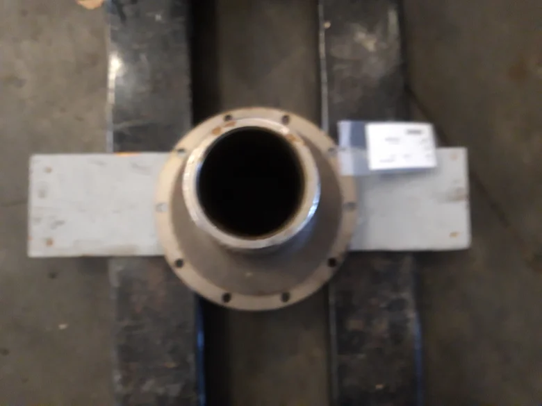 Wheel spindle for CATERPILLAR D4E