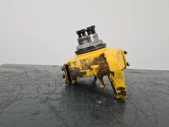 Wheel spindle for KOMATSU PW98MR-8