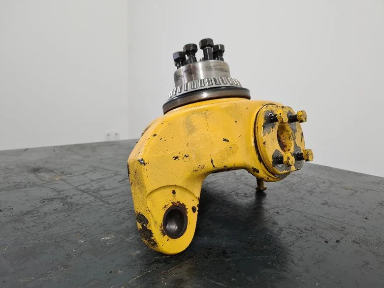 Fusée pour KOMATSU PW98MR-8