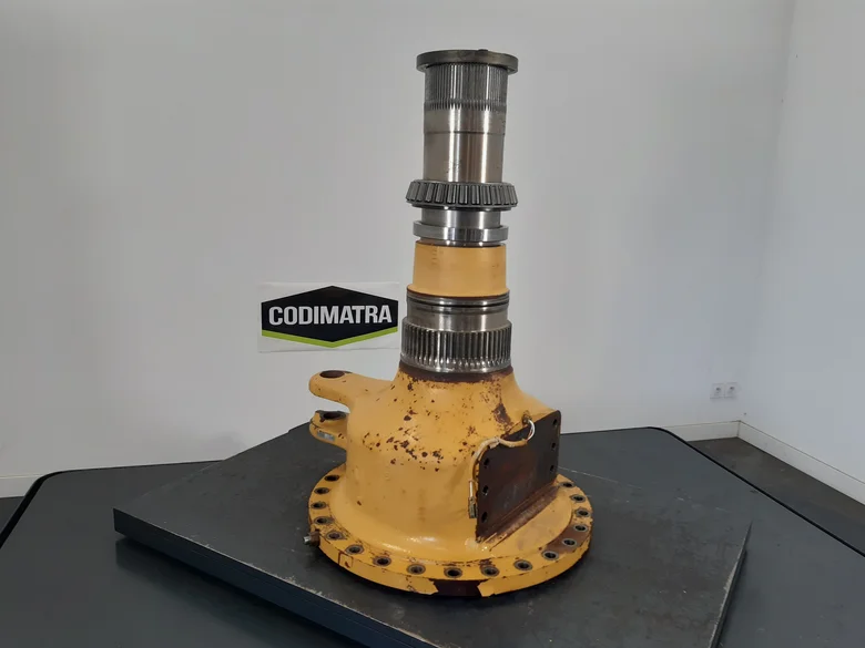 Wheel spindle for CATERPILLAR 770