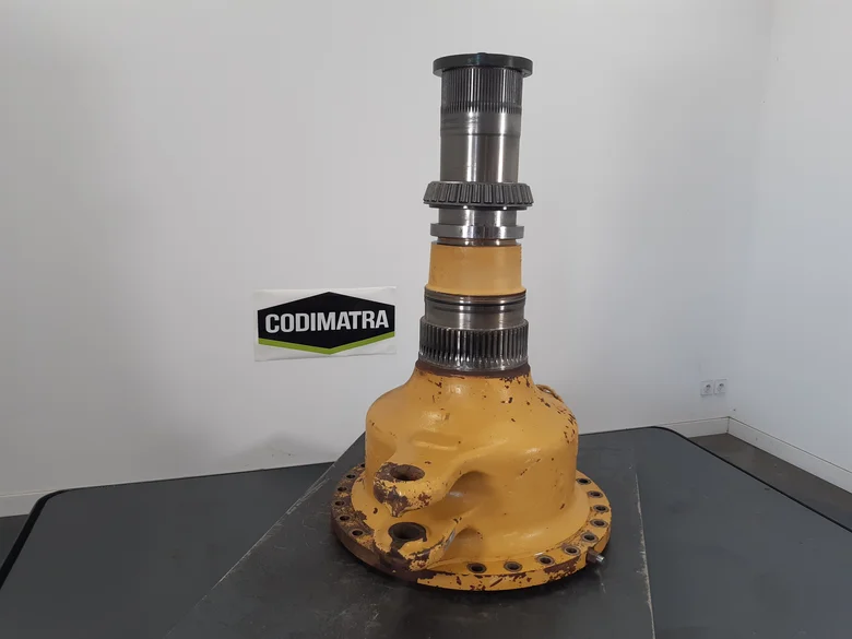 Wheel spindle for CATERPILLAR 770