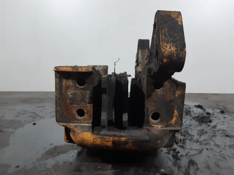 Pinza para VOLVO A25D