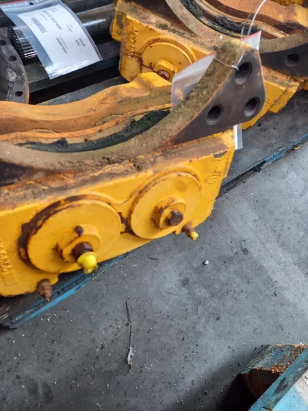Pinza para VOLVO A25C