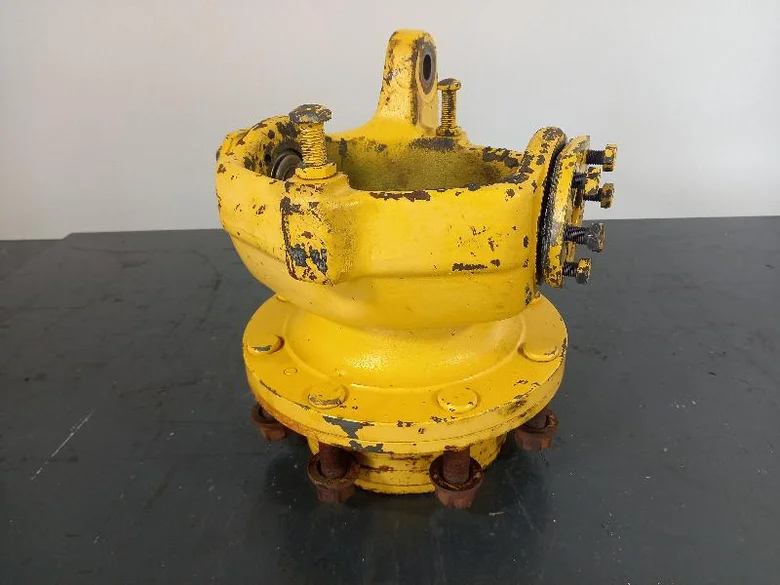 Caliper housing for KOMATSU PW95