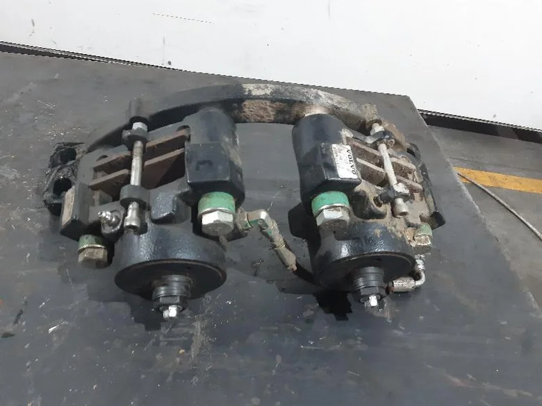 Caliper housing for VOLVO A30G