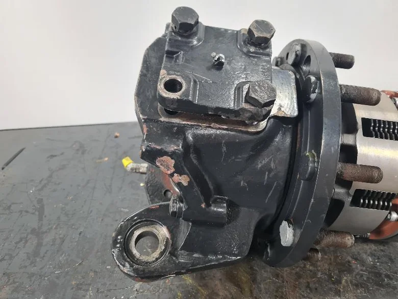 Caliper housing for CATERPILLAR M318D