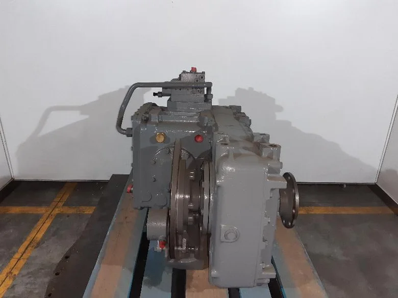 Boîte de vitesses pour LIEBHERR L574